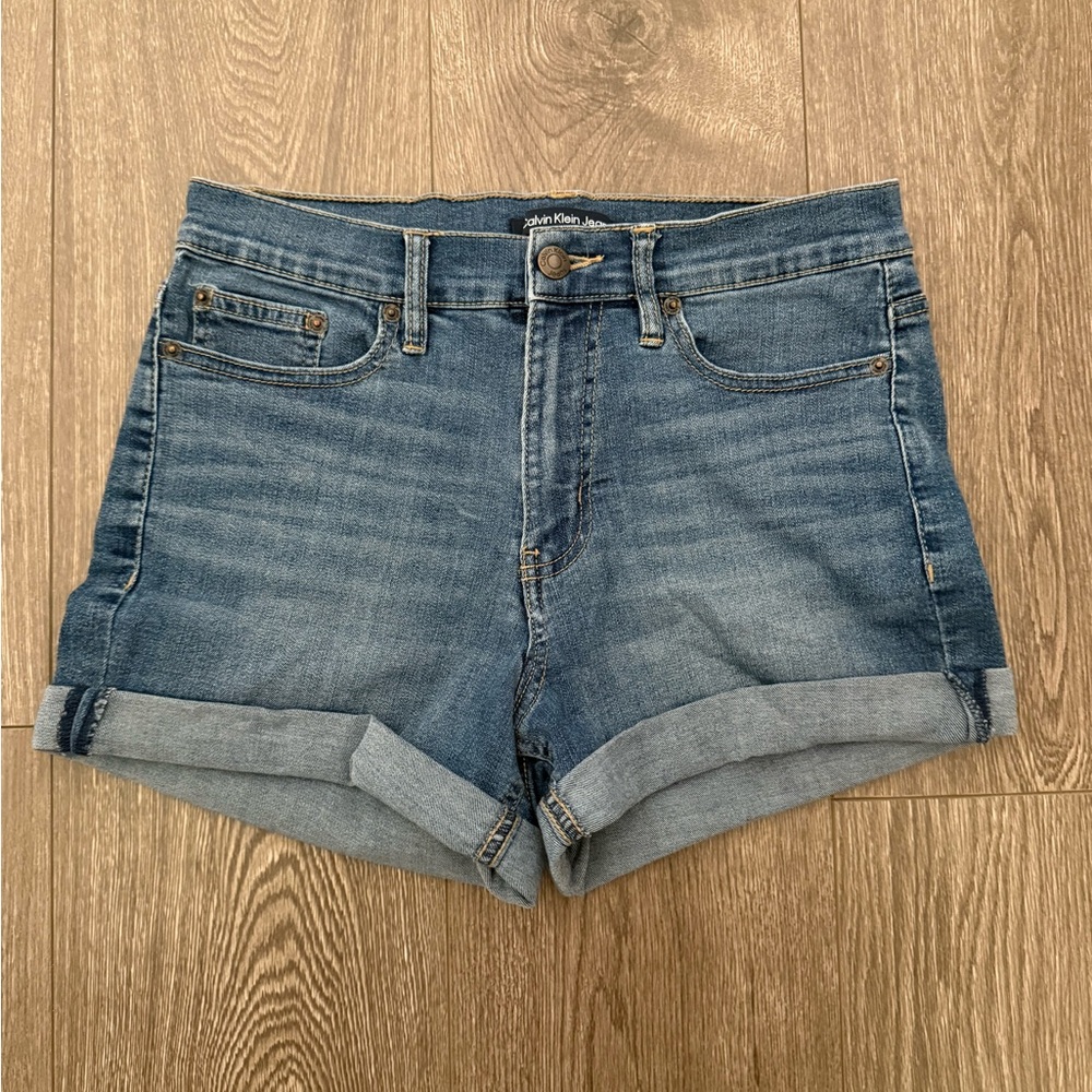 Calvin Klein Jean Shorts Size 26